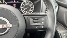 Nissan Qashqai 1.3 DiG-T MH Acenta Premium 5dr Petrol Hatchback